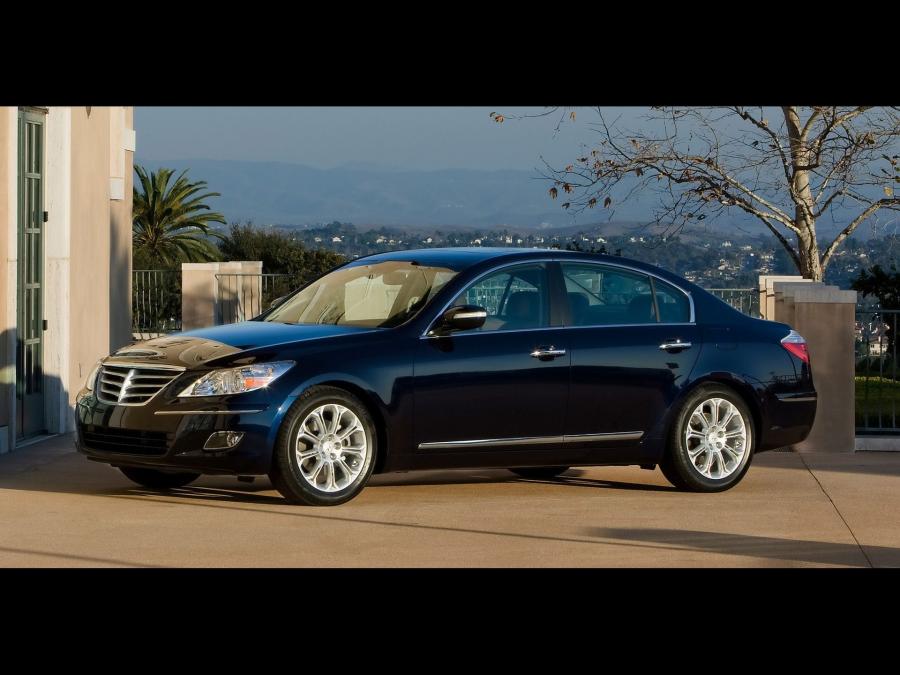  Hyundai Genesis Sedan 2009 года  (фото 34 из 47)